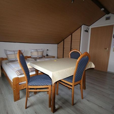 Haus Anne Hotel Neunkirchen  ภายนอก รูปภาพ