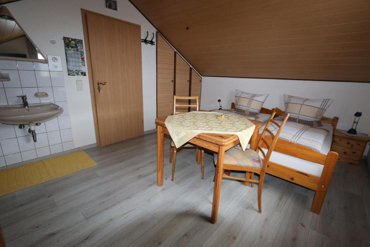 Haus Anne Hotel Neunkirchen  ภายนอก รูปภาพ