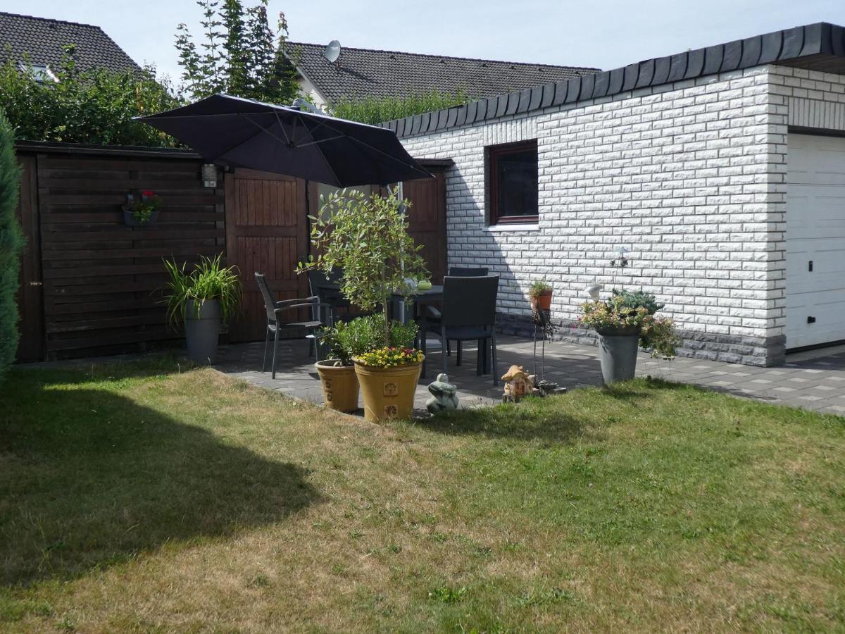 Haus Anne Hotel Neunkirchen  ภายนอก รูปภาพ